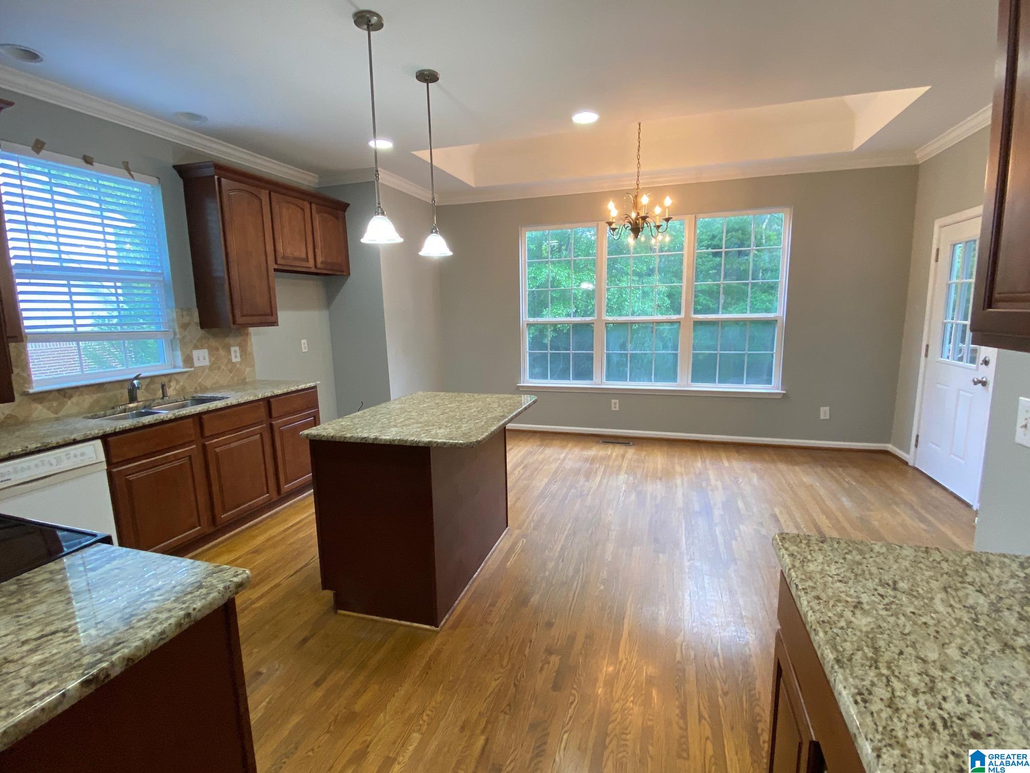 121 Brook Circle Chelsea, AL 35043 - Photo 3 of 14