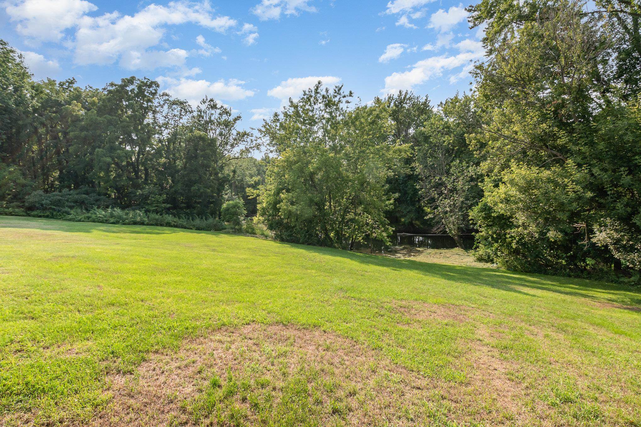 406 West Main Street Maple Rapids, MI 48853 - Photo 16 of 25 1913287-15.JPG