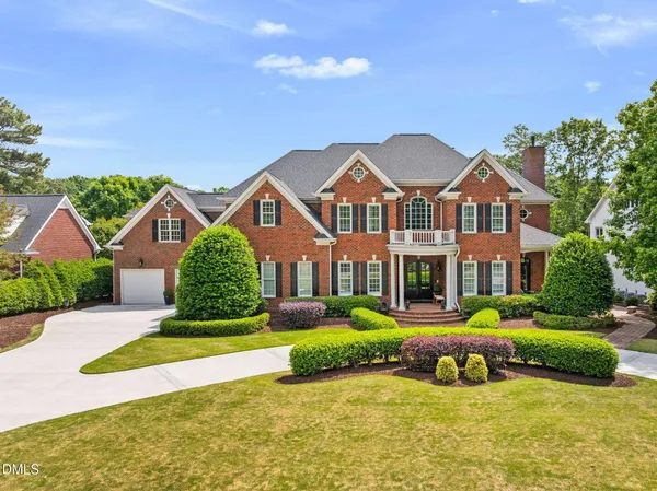 $2,995,000 | 304 Pond Bluff Way, Cary, NC 27513