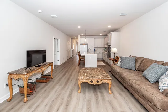 $294,000 | 966 Dusk Drive, Summerville, SC 29486