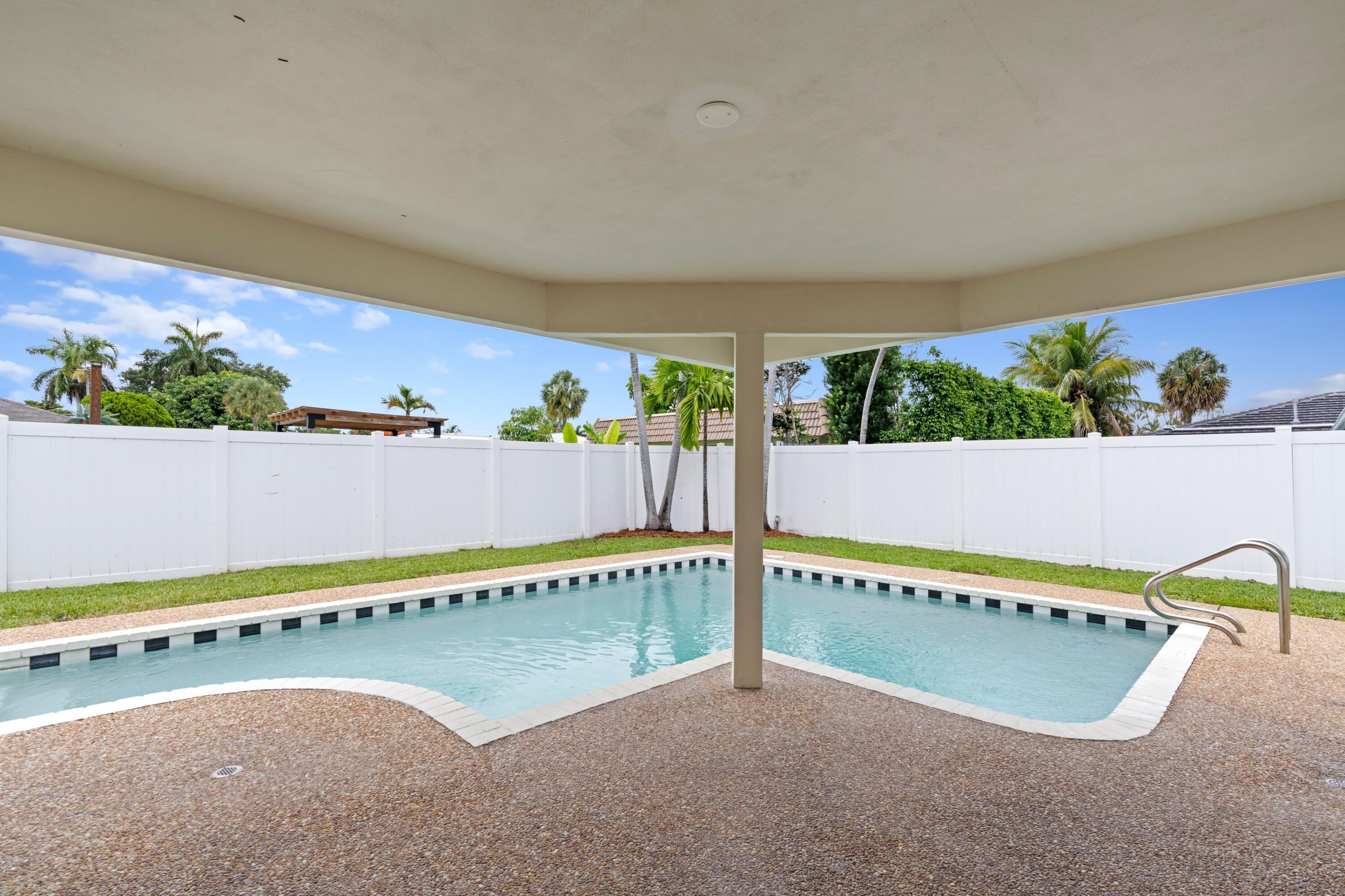 1375 Southwest 14th Avenue Boca Raton, FL 33486 - Photo 25 of 52 Pool