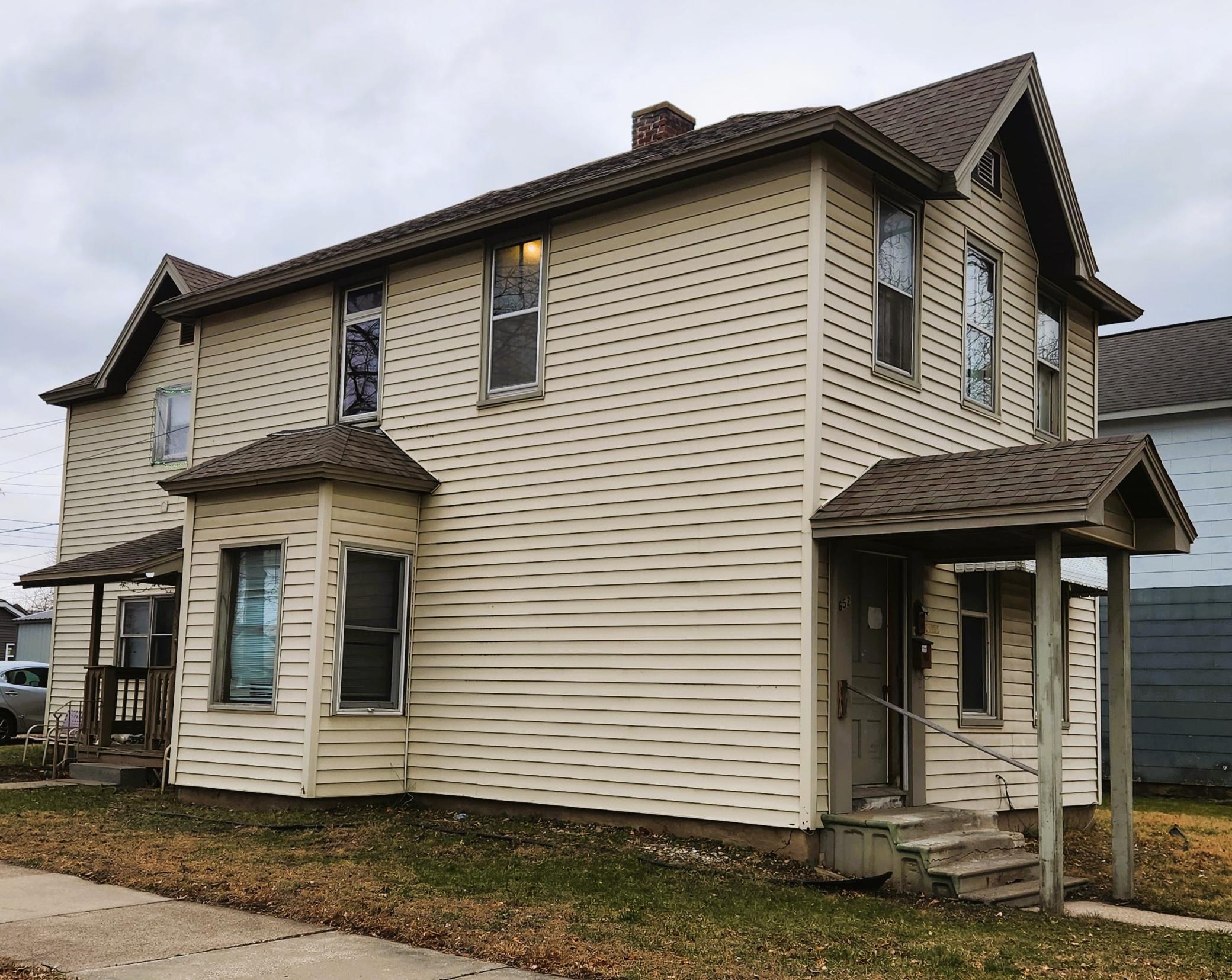 652 East 3rd Street Winona, MN 55987 - Photo 2 of 31