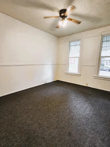 $200,000 | 652 East 3rd Street, Winona, MN 55987