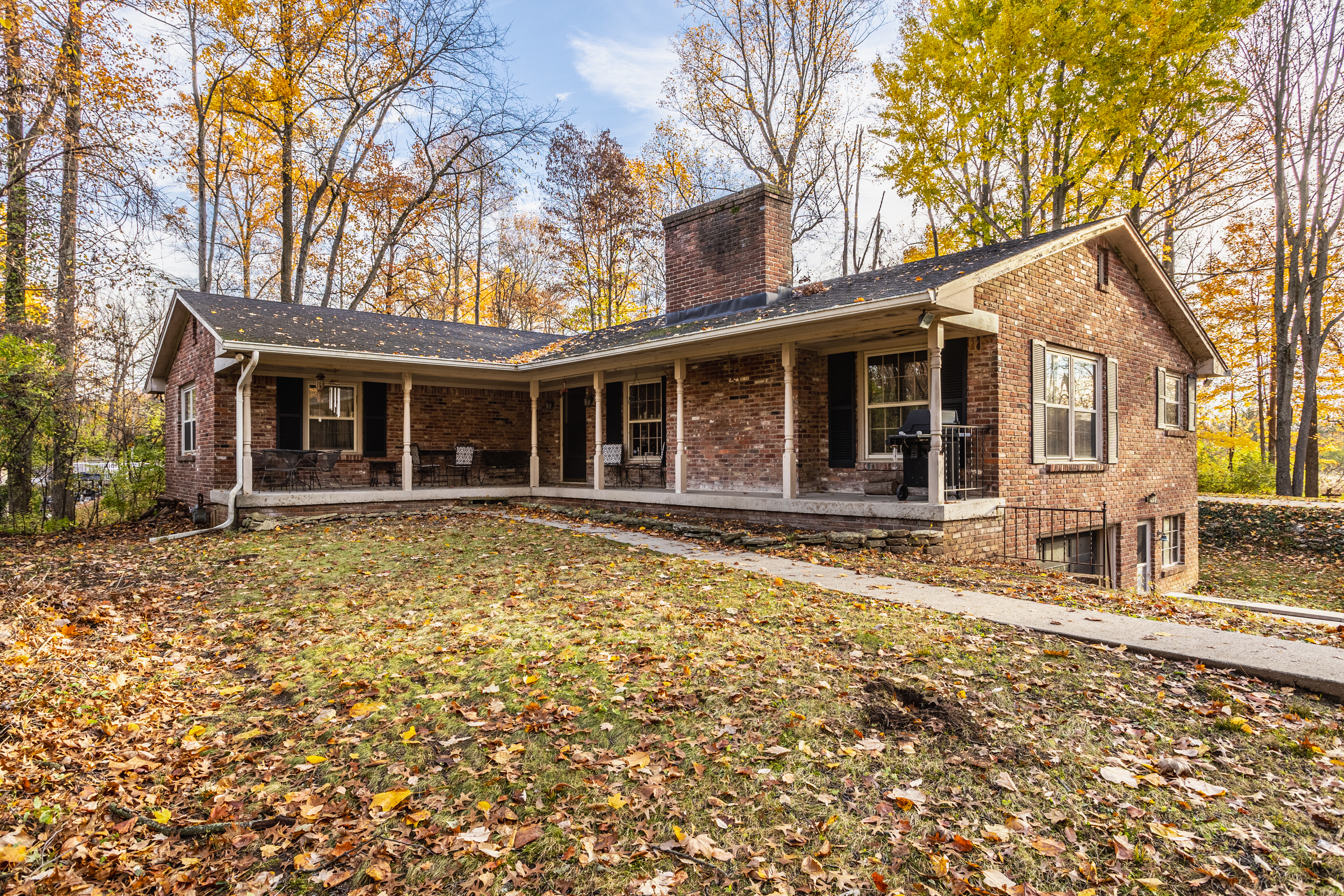 8107 Lantern Road Indianapolis, IN 46256 - Photo 1 of 65 Gallery Image 1