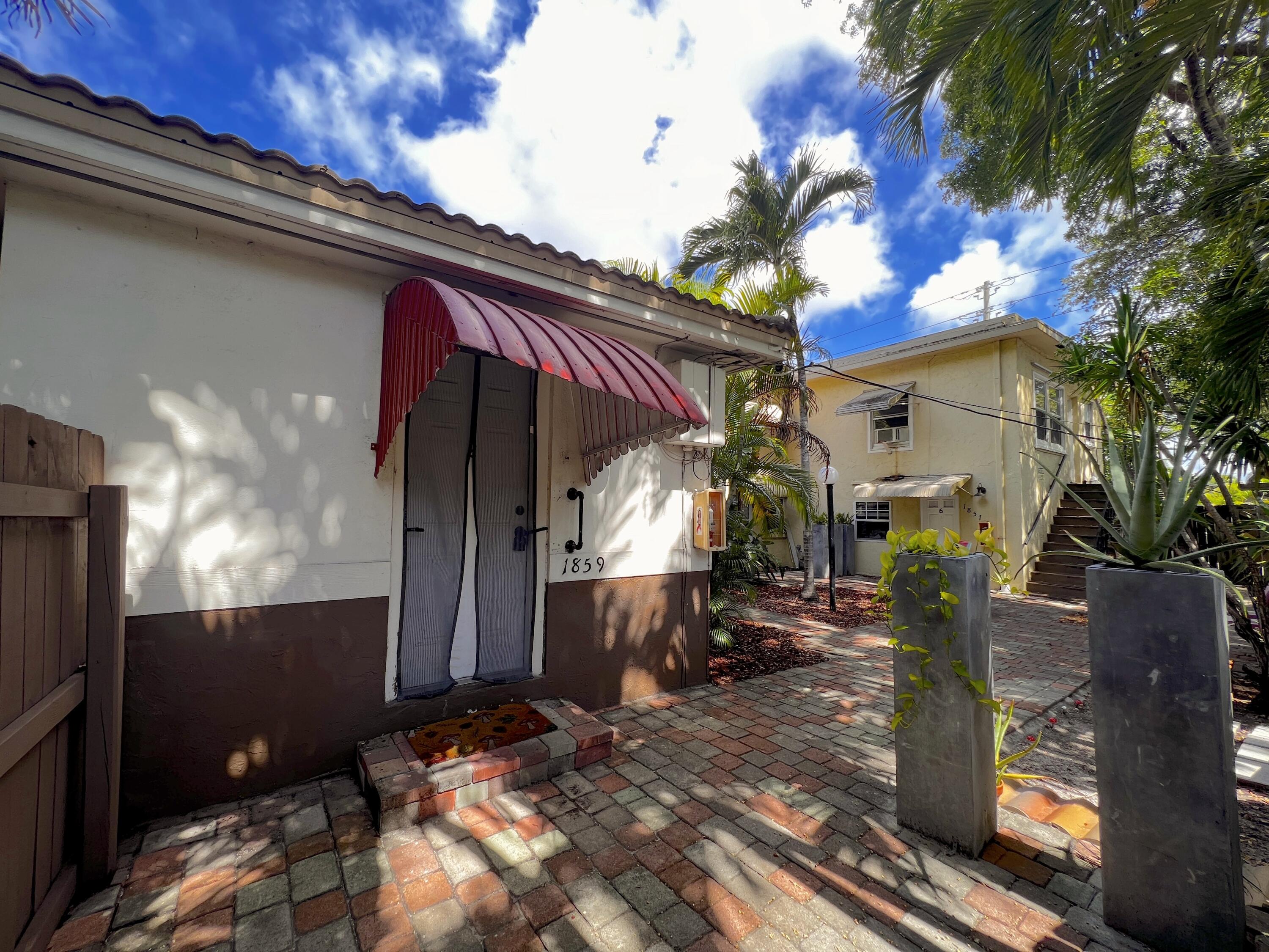 1859 Buchanan Street, Unit 2 Hollywood, FL 33020 - Photo 4 of 28 IMG_6513 2