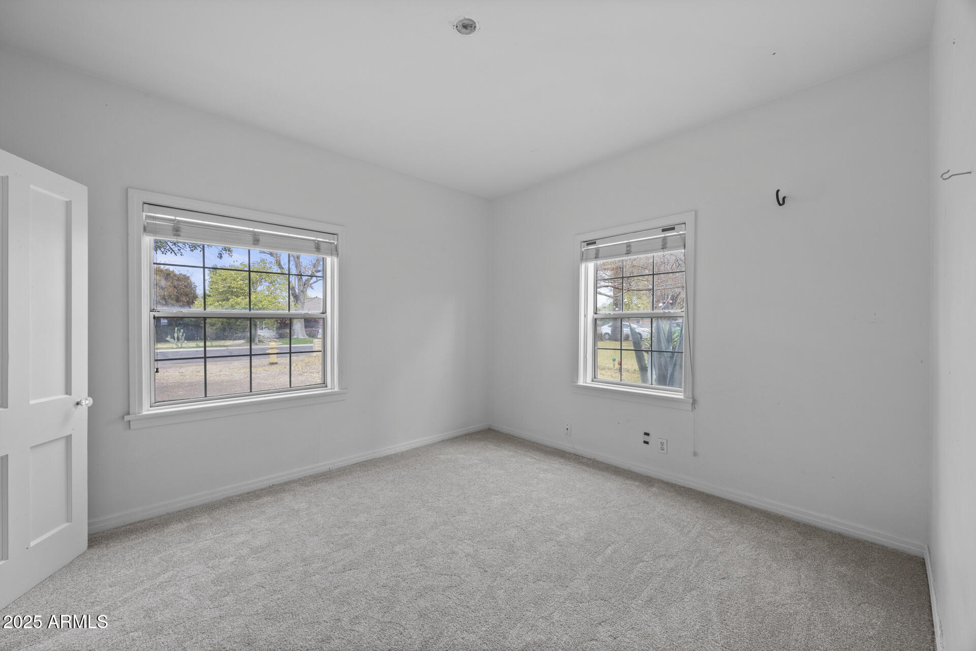 315 West Roma Avenue Phoenix, AZ 85013 - Photo 23 of 35 Bedroom 1