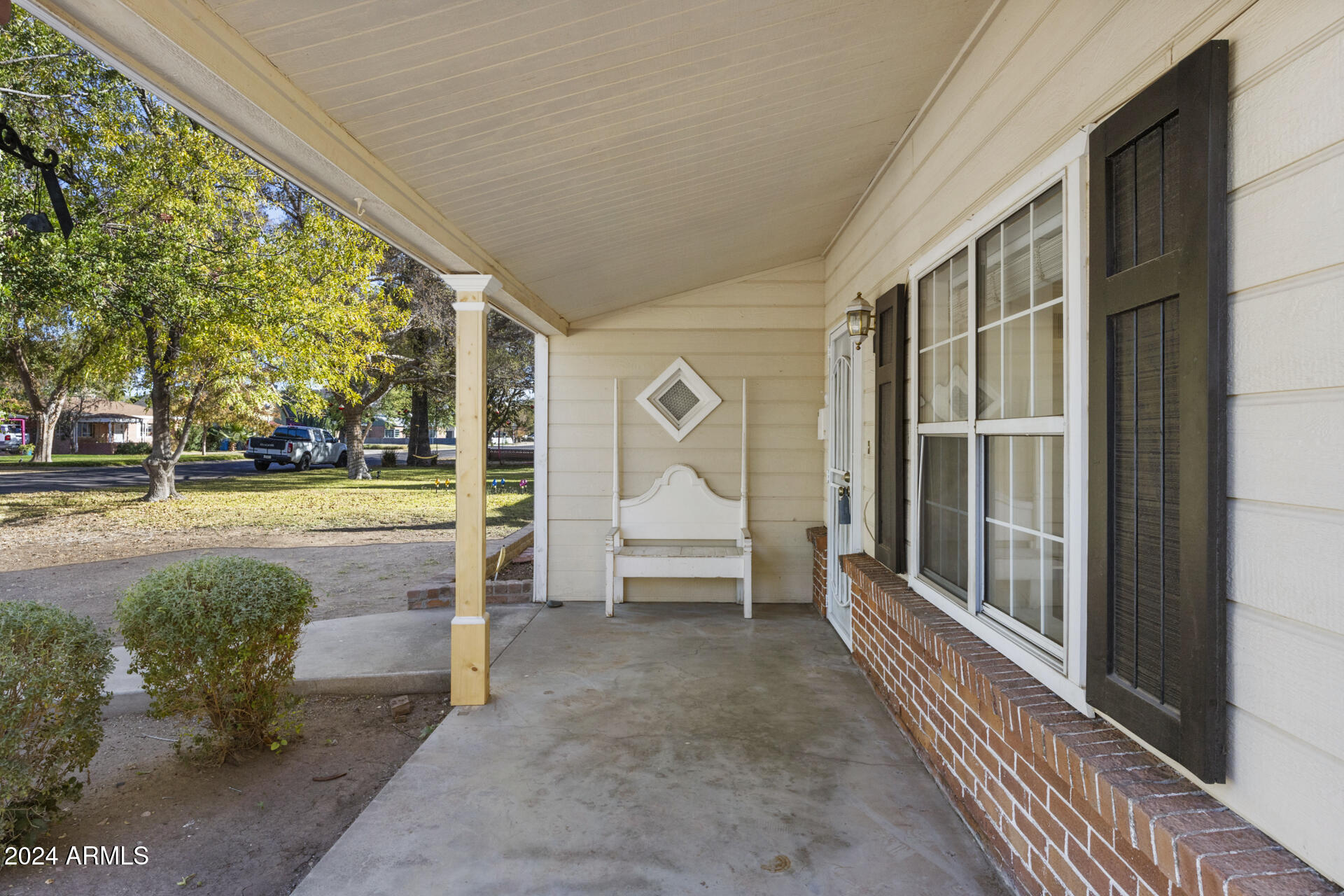 315 West Roma Avenue Phoenix, AZ 85013 - Photo 5 of 35 Front porch