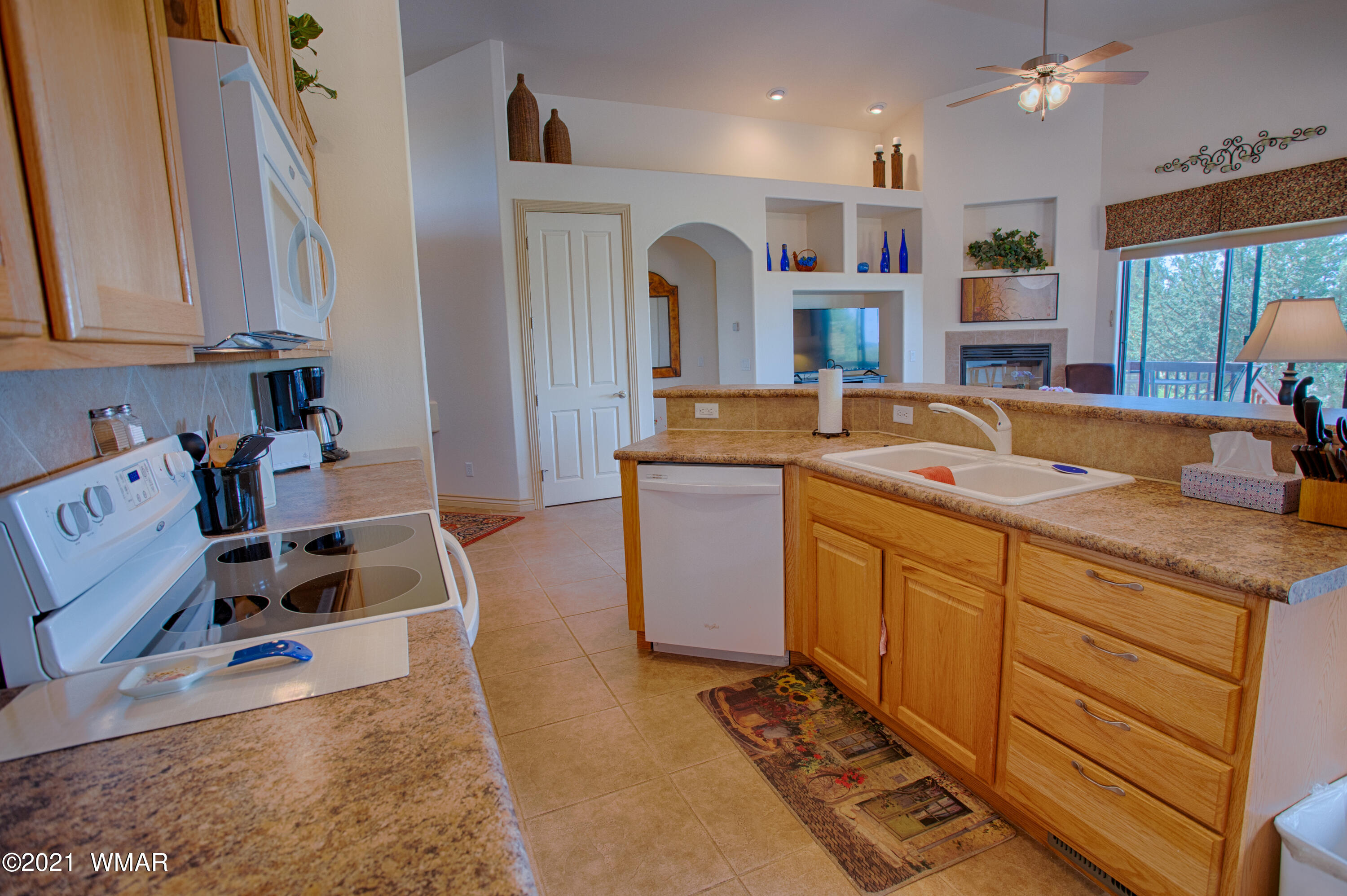 8234 Windward, Unit 59 Show Low, AZ 85901 - Photo 8 of 37