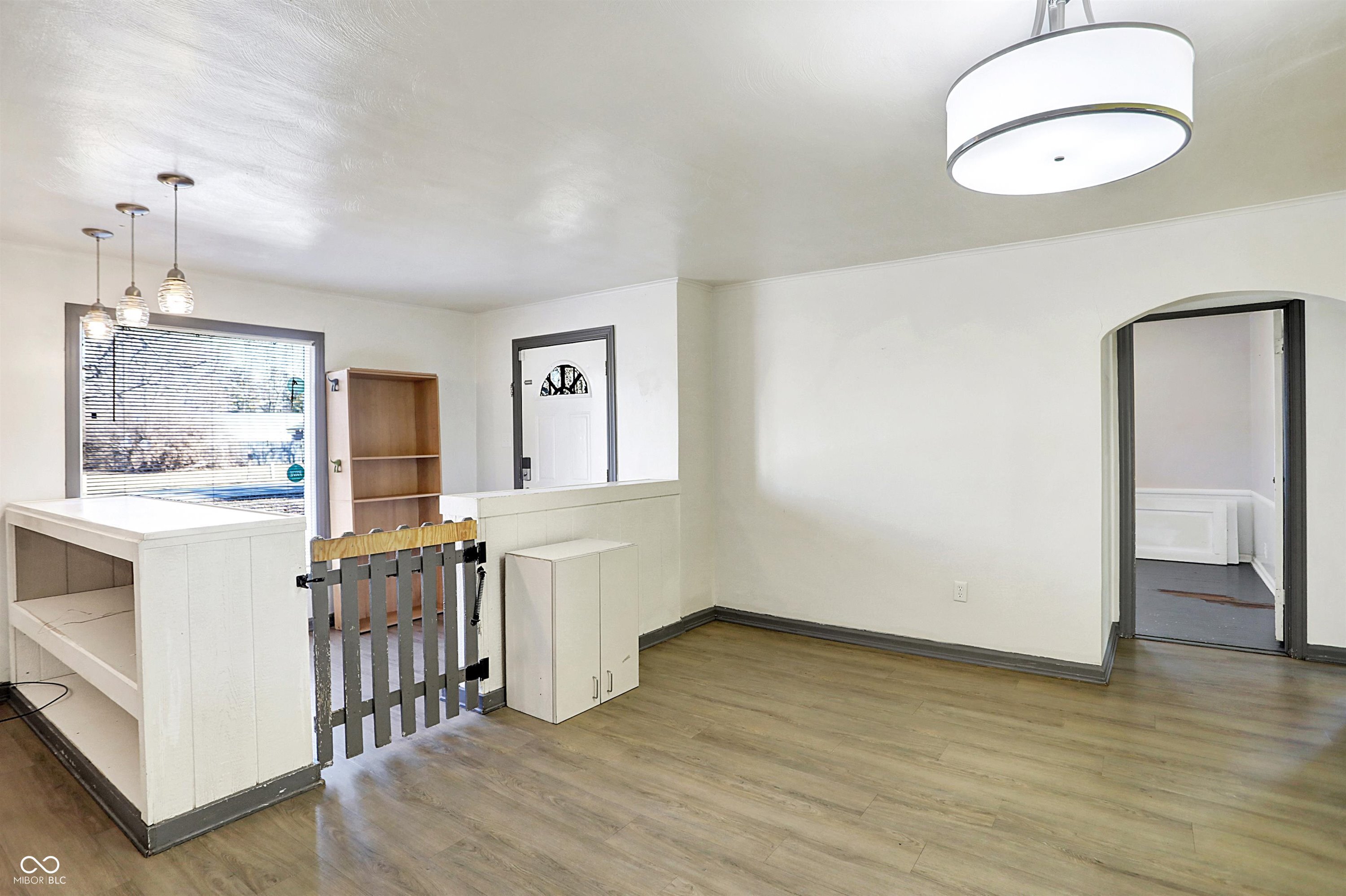111 West Stop 11 Road Indianapolis, IN 46217 - Photo 8 of 56 Gallery Image 8