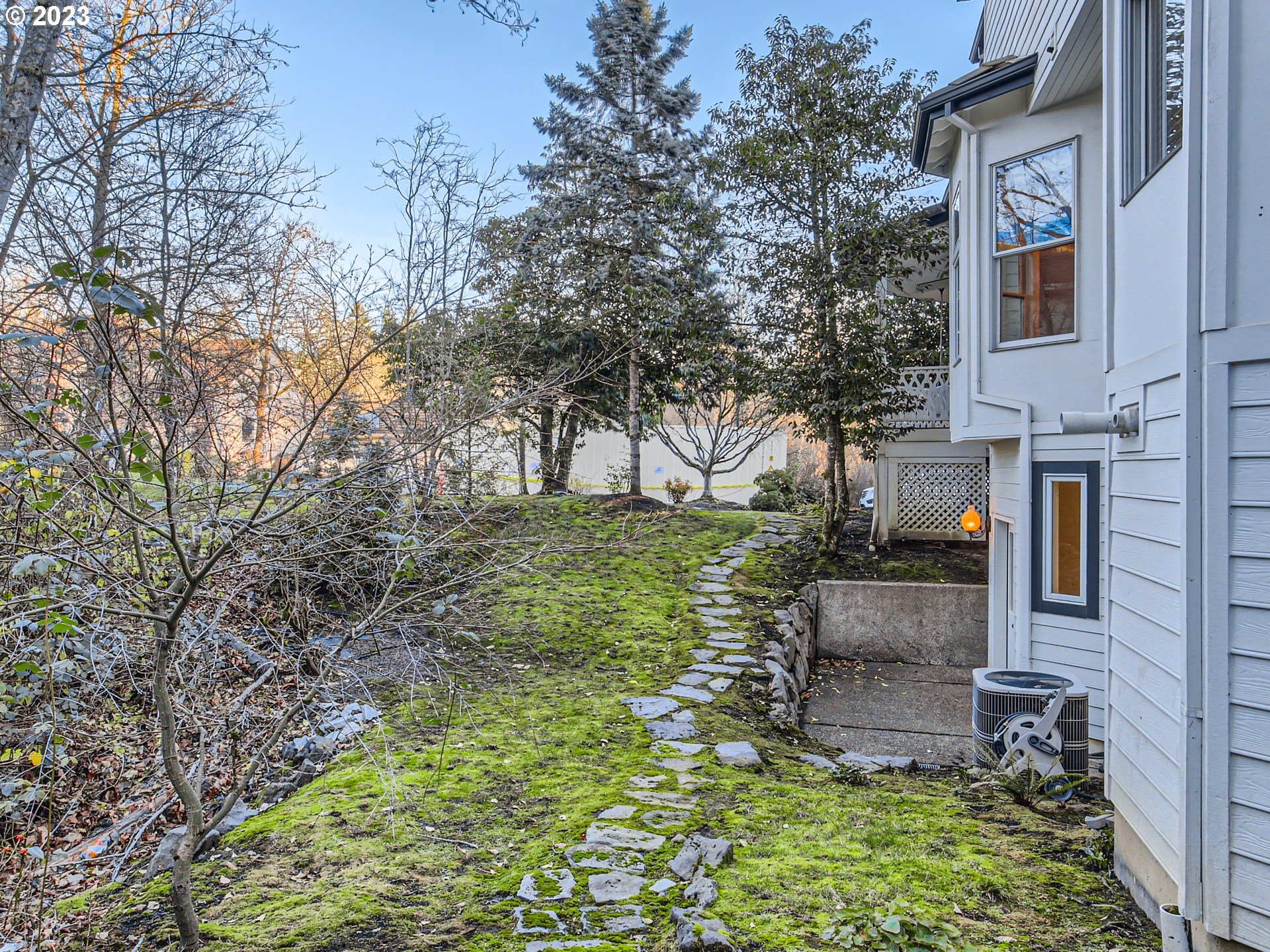 2229 Northwest Mill Pond Road Portland, OR 97229 - Photo 34 of 41 Yard