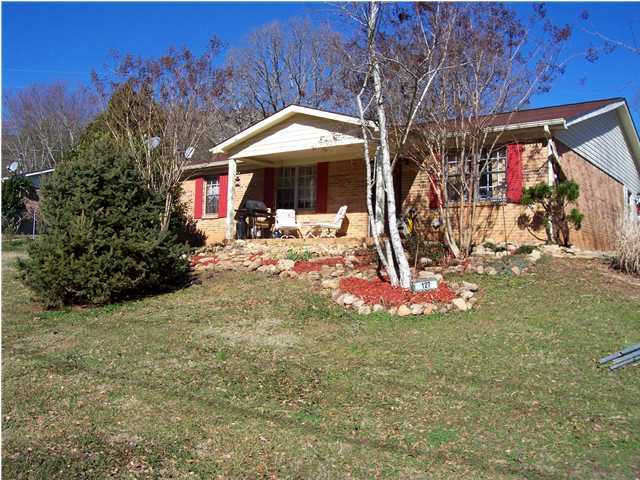 127 Gold Road Jasper, TN 37347 - Photo 1 of 9 Primary Photo