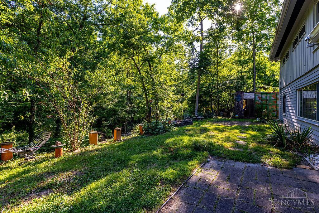415 West Galbraith Road Wyoming, OH 45215 - Photo 31 of 41