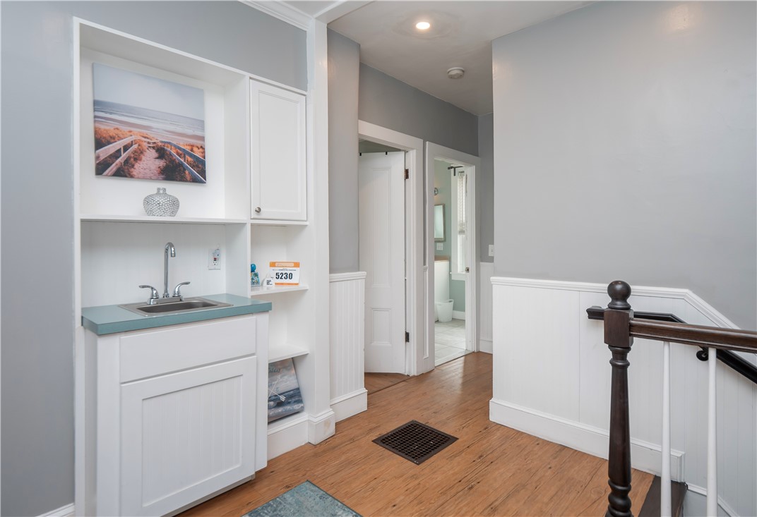 29 Anthony Street Newport, RI 02840 - Photo 14 of 29