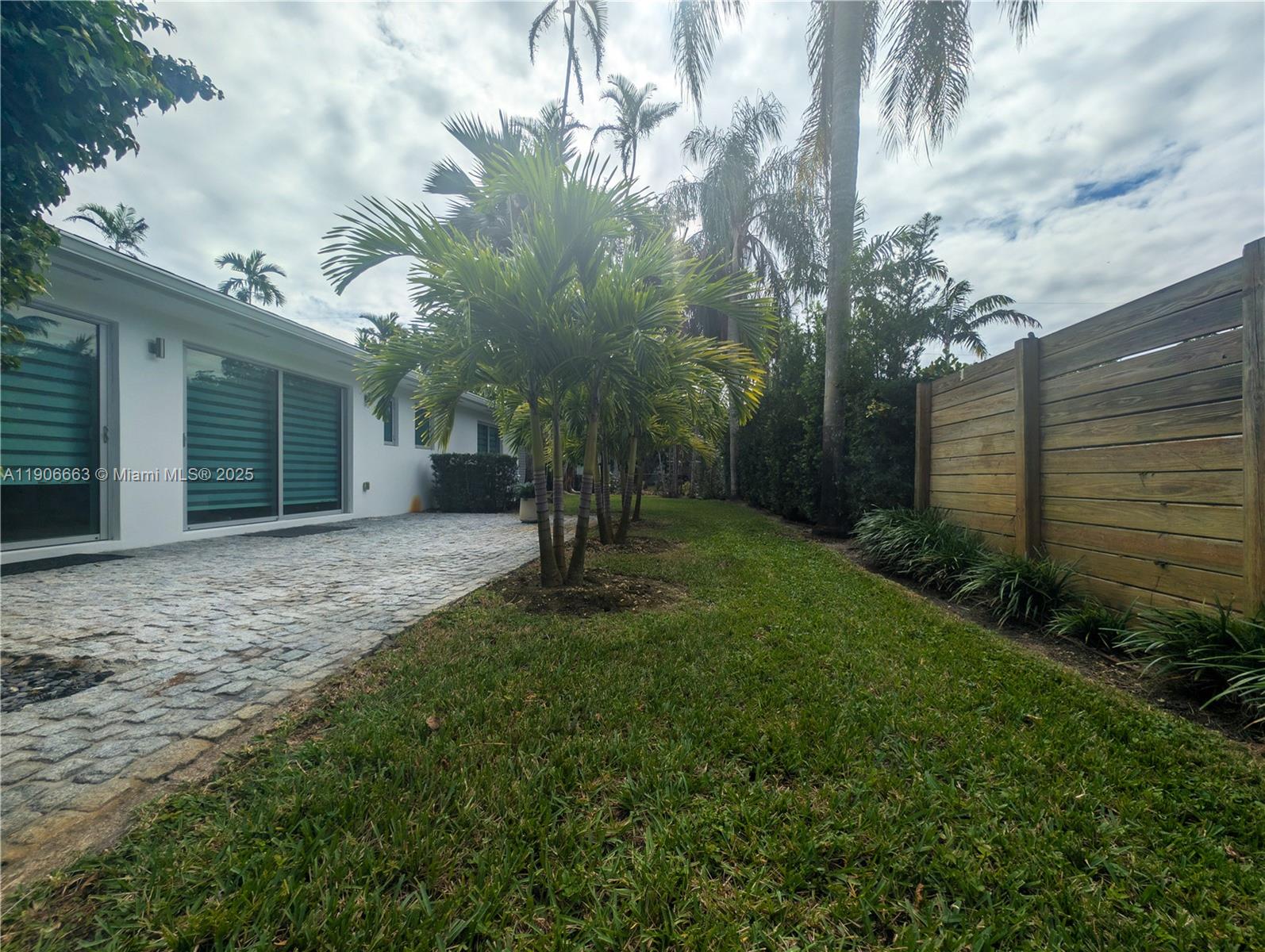 10460 Southwest 110th Street Miami, FL 33176 - Photo 14 of 80 Gallery Image 14