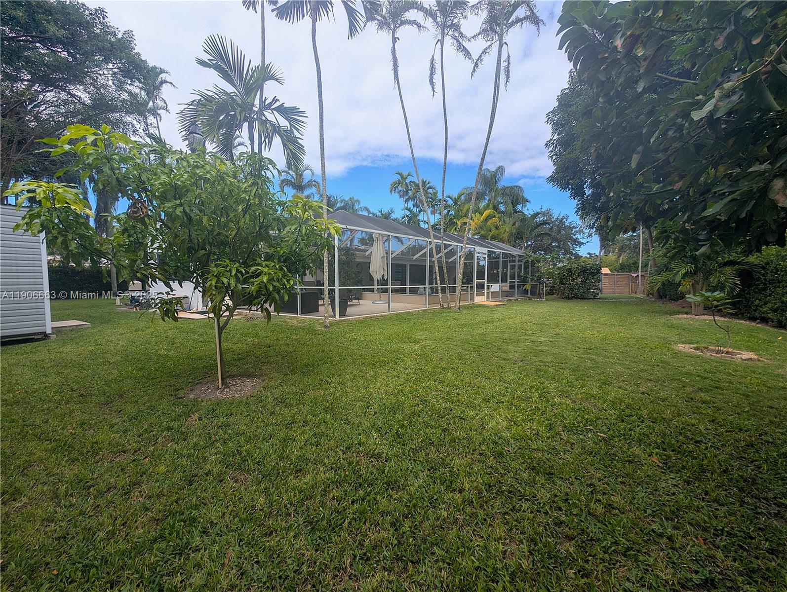10460 Southwest 110th Street Miami, FL 33176 - Photo 18 of 80 Gallery Image 18