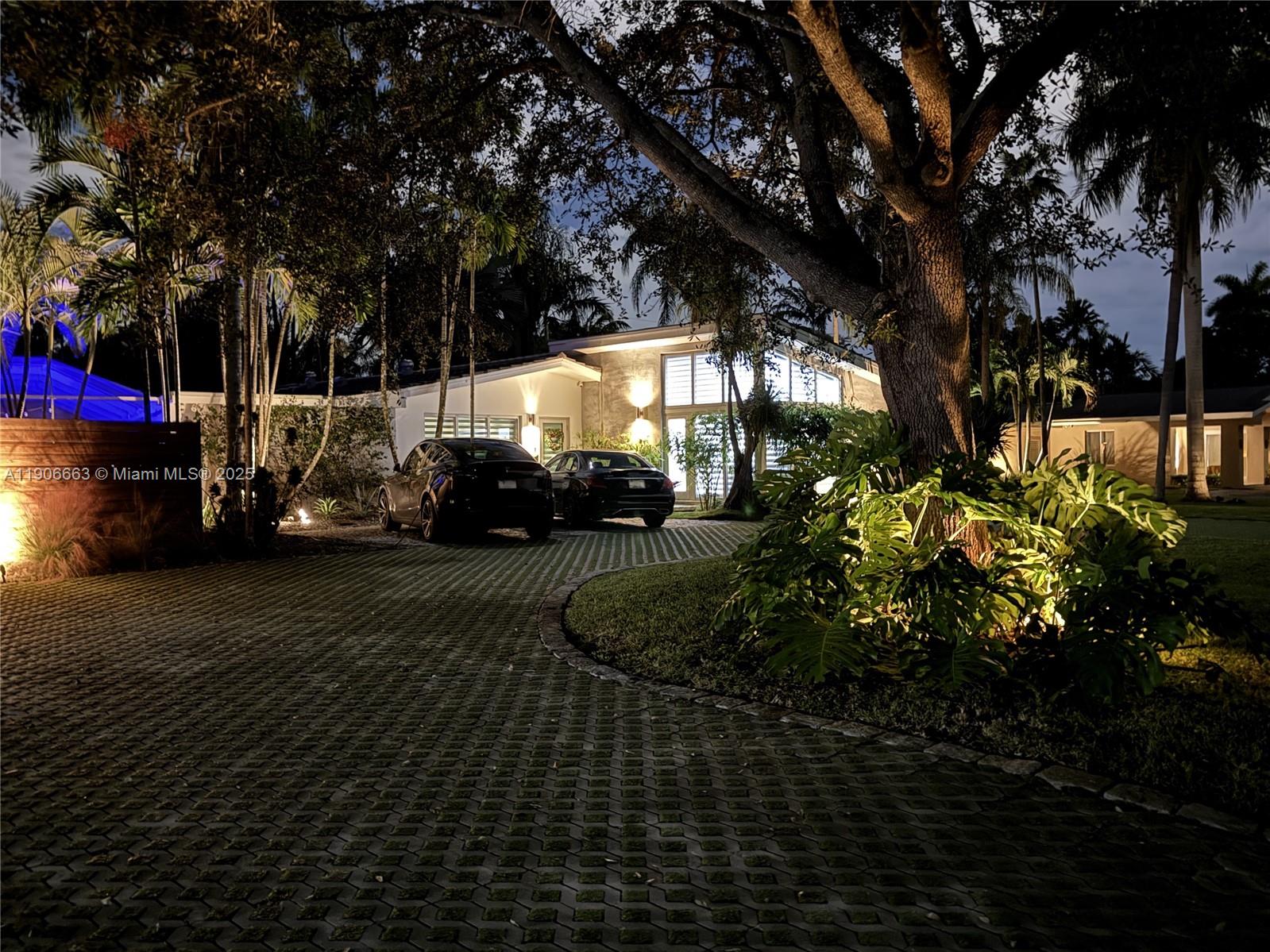 10460 Southwest 110th Street Miami, FL 33176 - Photo 77 of 80 Gallery Image 77