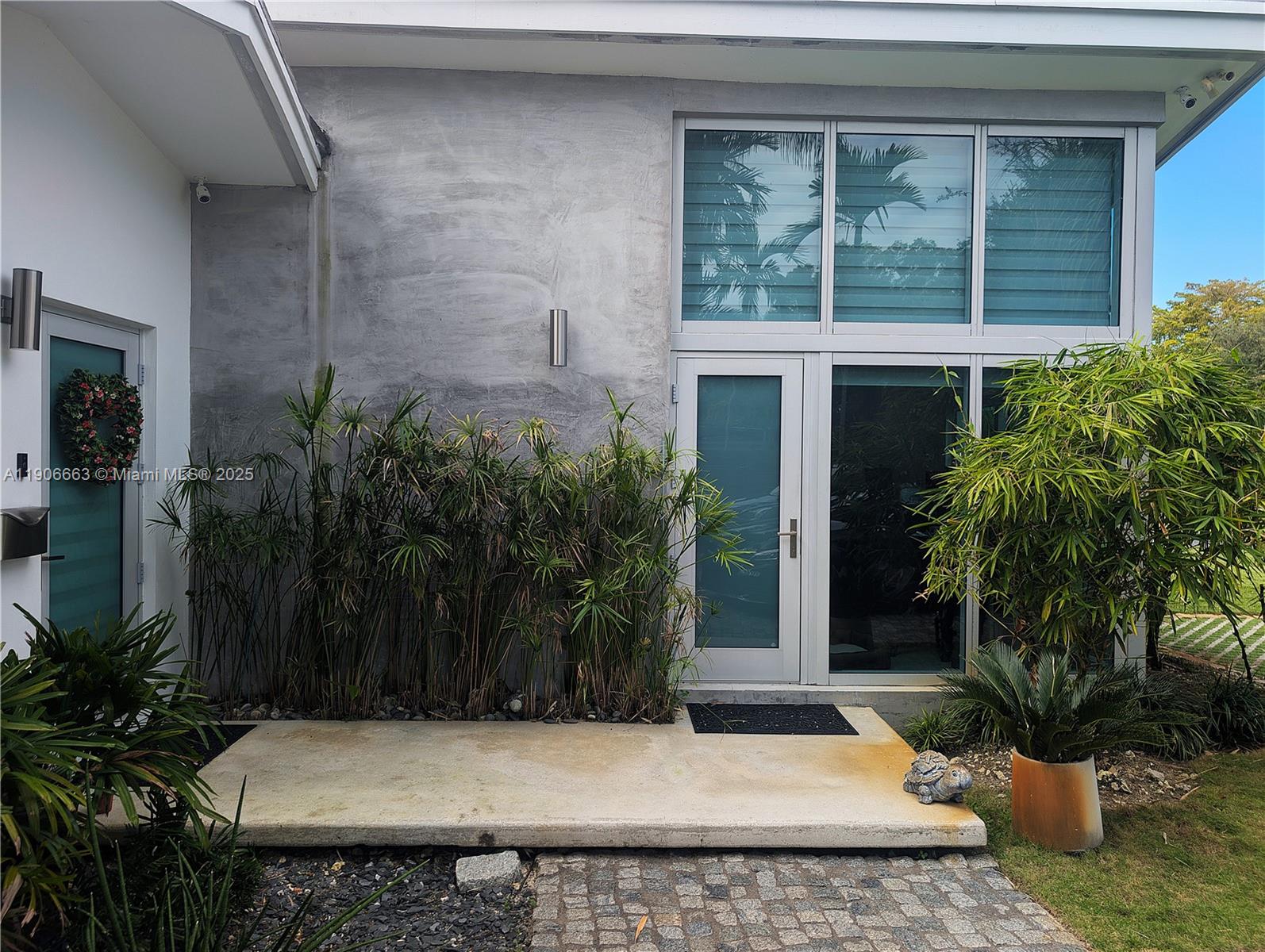 10460 Southwest 110th Street Miami, FL 33176 - Photo 9 of 80 Gallery Image 9