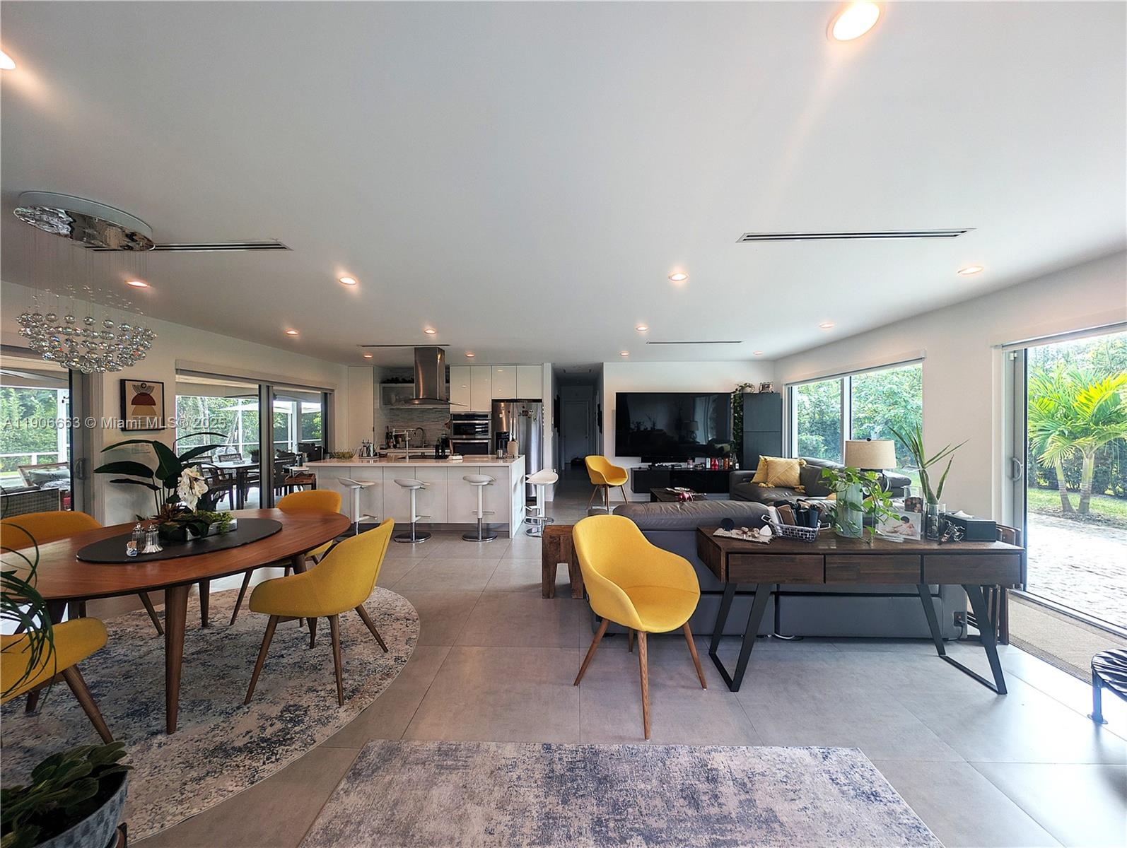 10460 Southwest 110th Street Miami, FL 33176 - Photo 10 of 80 Gallery Image 10
