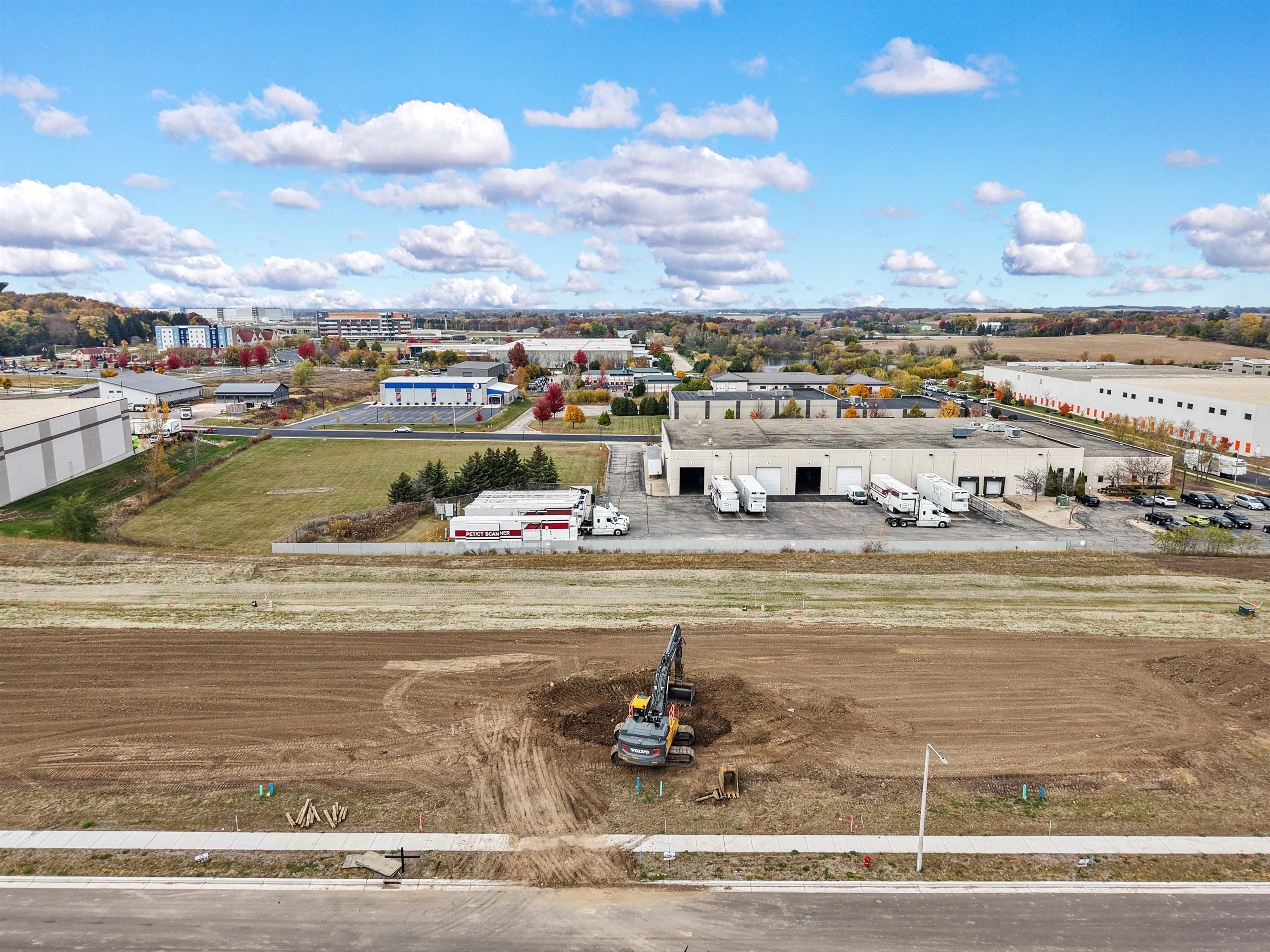 300 Michelle Lane Cottage Grove, WI 53527 - Photo 2 of 3