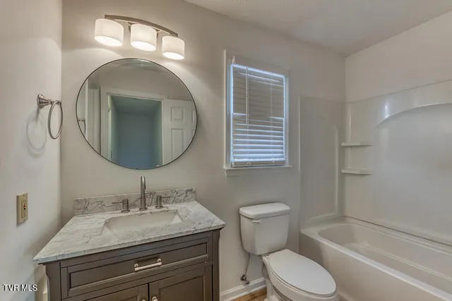 $264,900 | 1725 West Lakeview Drive, Unit 1, Johnson City, TN 37601