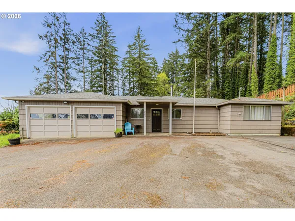 $575,000 | 203 5th Avenue, Sweet Home, OR 97386