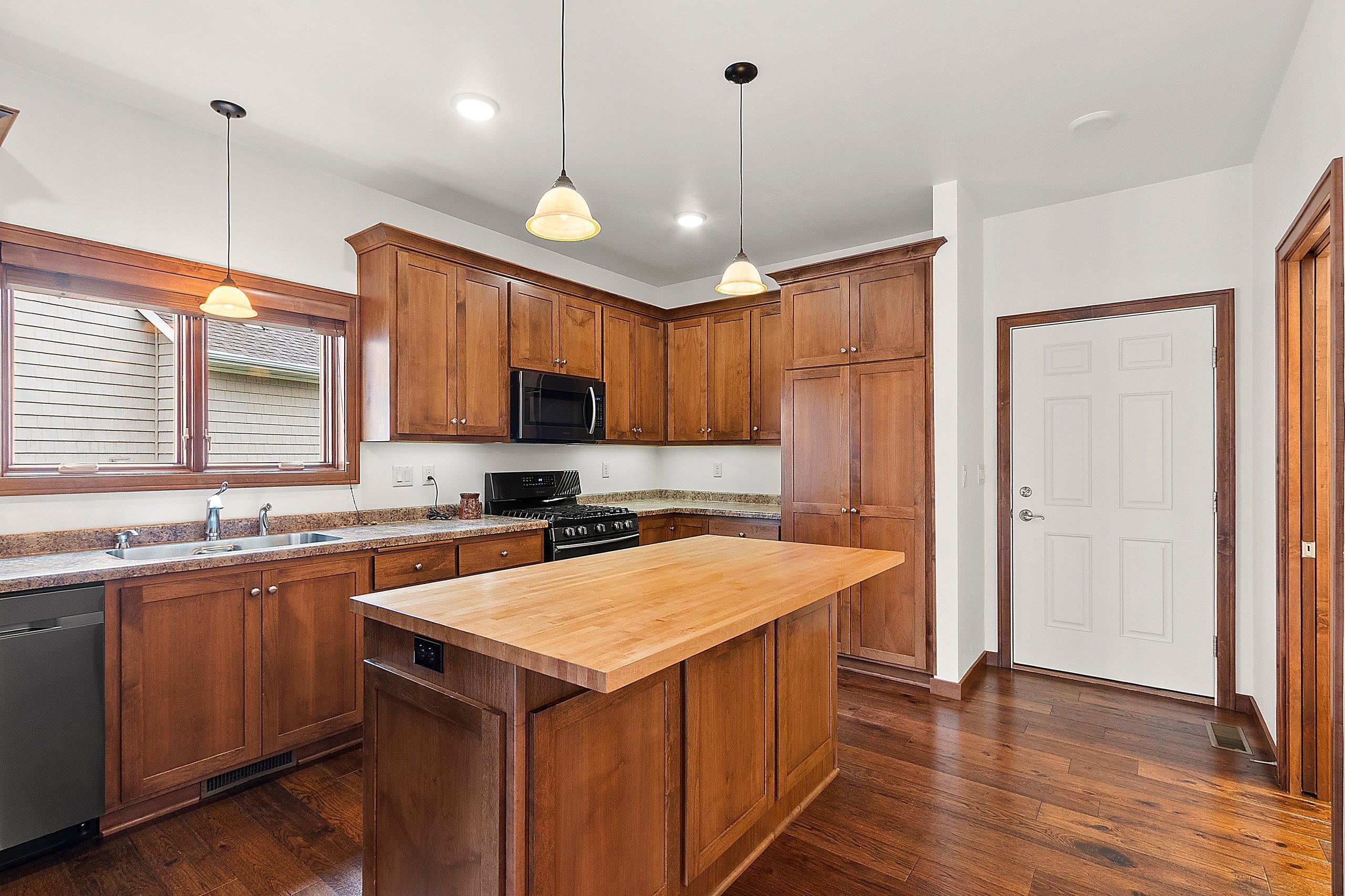 1743 Remington Ridge Way De Pere, WI 54115 - Photo 23 of 52