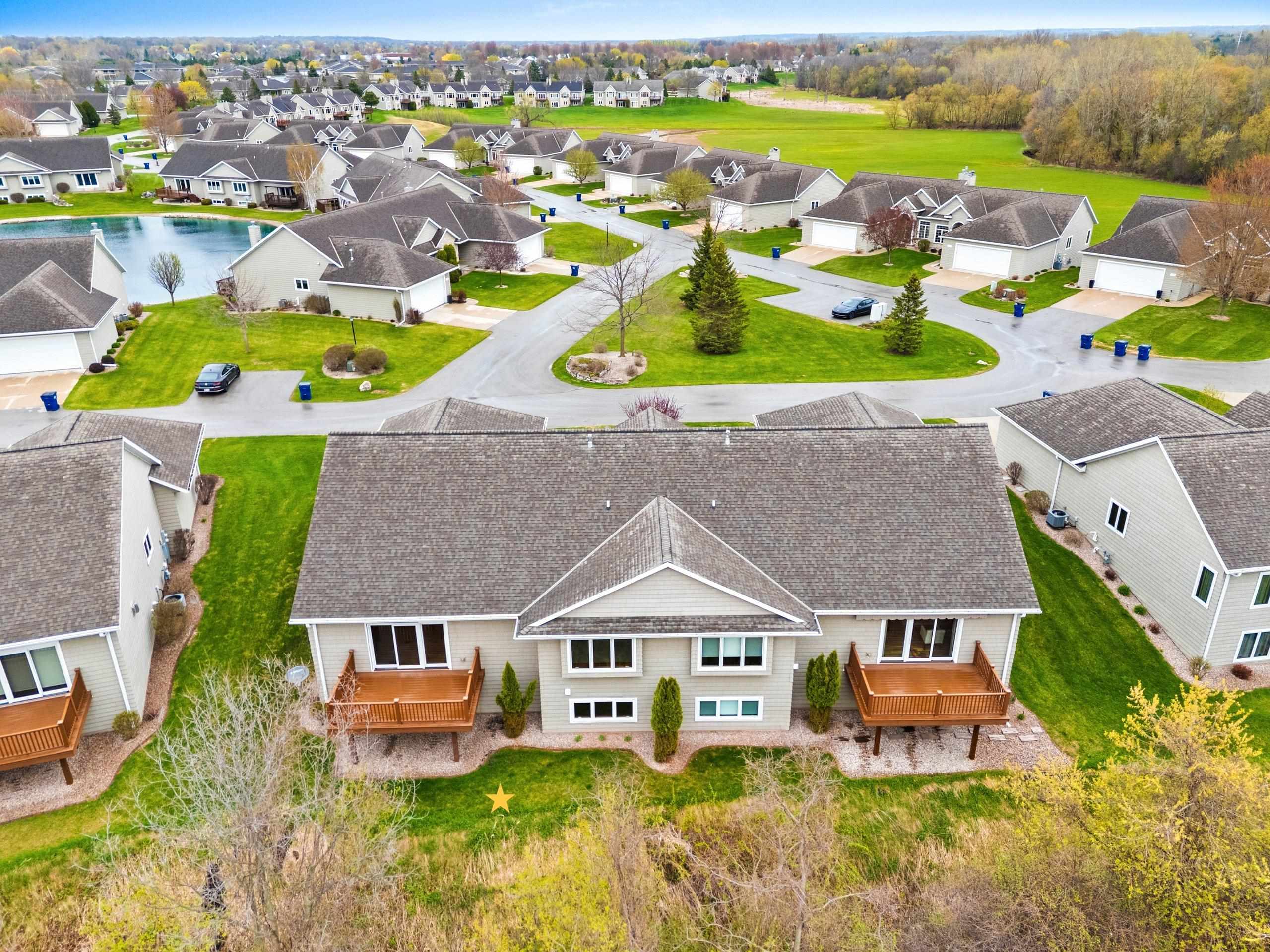 1743 Remington Ridge Way De Pere, WI 54115 - Photo 9 of 52