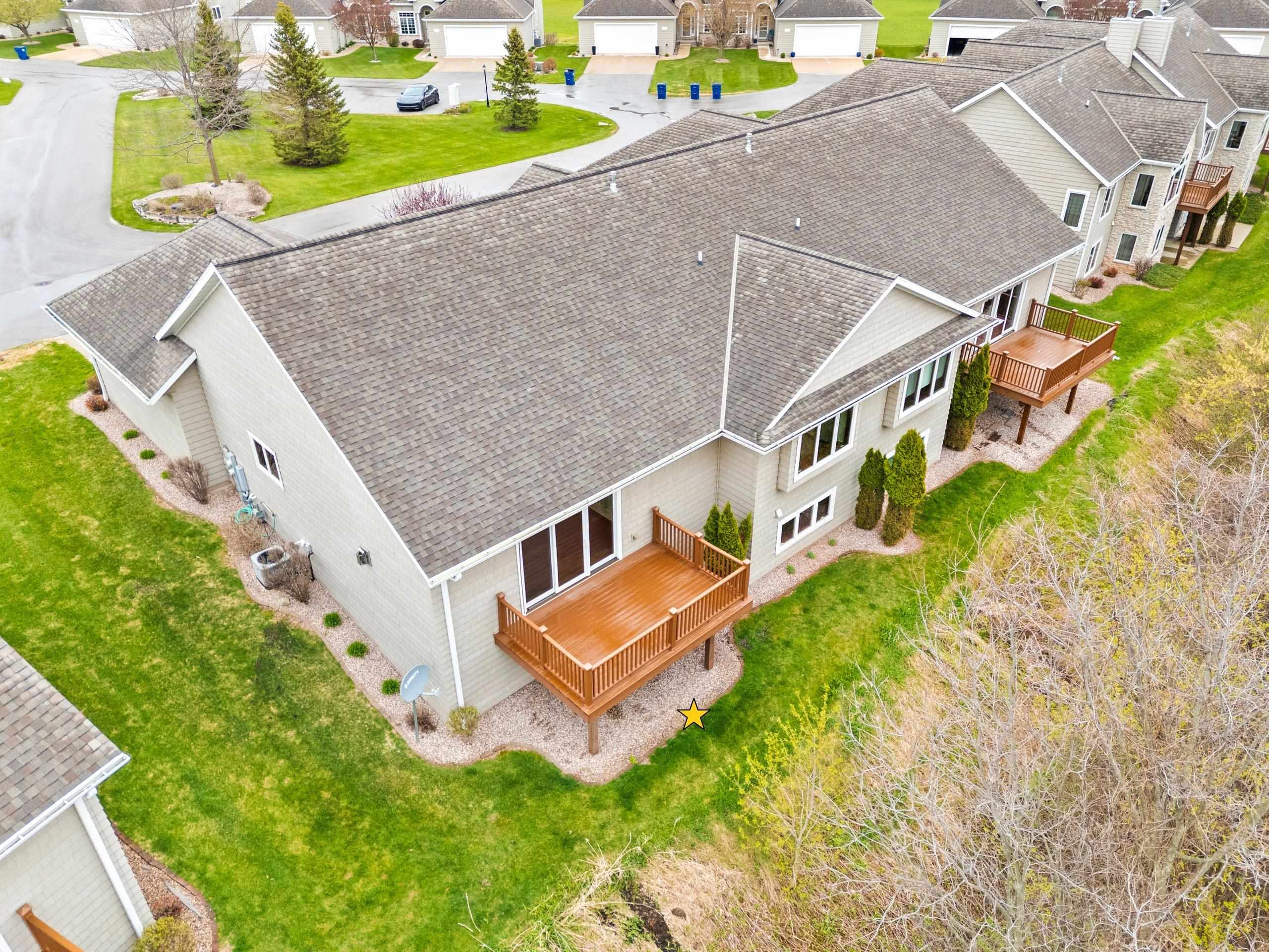 1743 Remington Ridge Way De Pere, WI 54115 - Photo 10 of 52