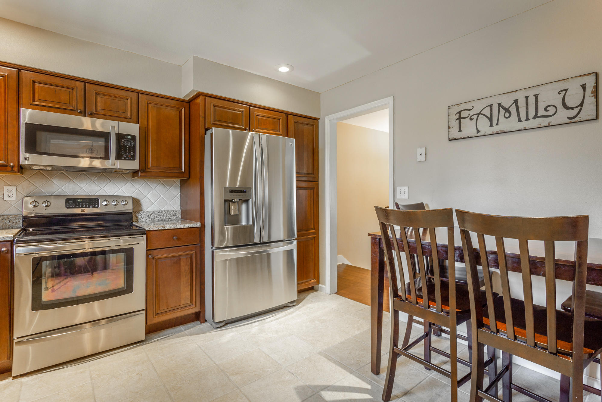 825 Woodgate Road Ringgold, GA 30736 - Photo 10 of 33 Kitchen
