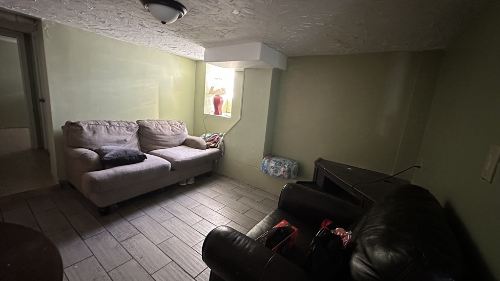 217 Plain Street Fall River, MA 02723 - Photo 11 of 36