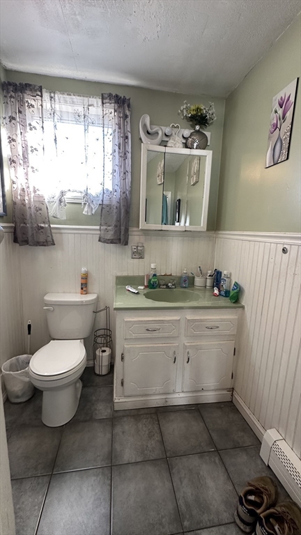 217 Plain Street Fall River, MA 02723 - Photo 16 of 36