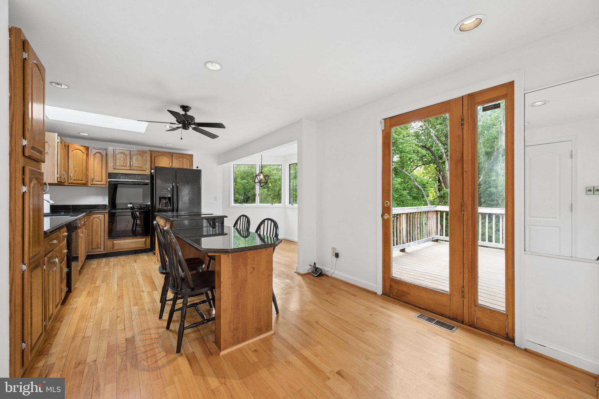 8328 Gue Road Damascus, MD 20872 - Photo 10 of 100 Kitchen