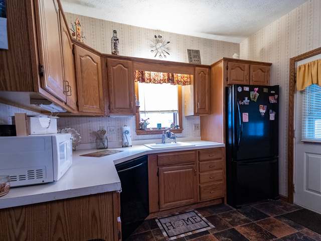 110 Canton Street Warren, PA 16365 - Photo 5 of 12 Gallery Image 5