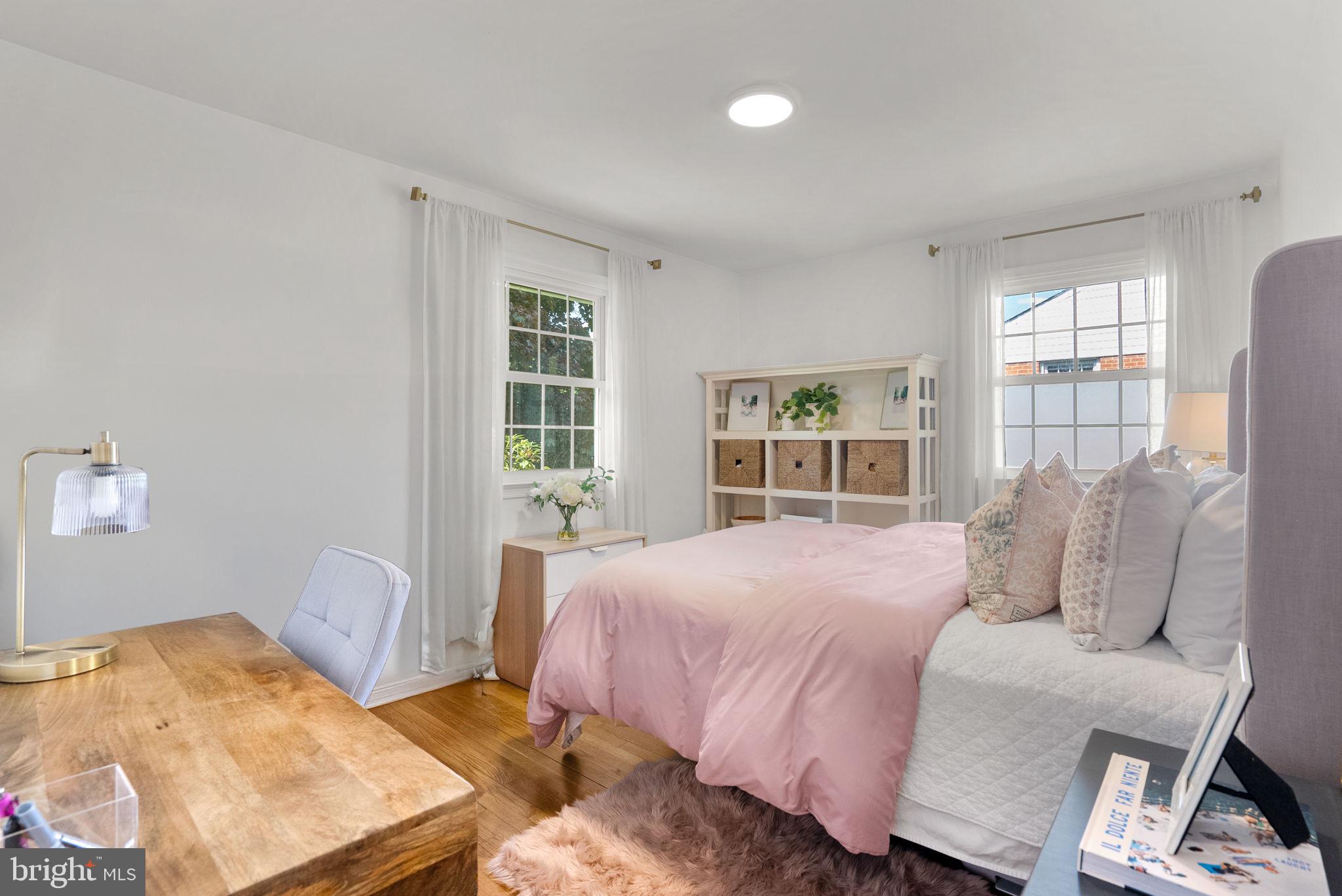 19617 Charline Manor Road Olney, MD 20832 - Photo 26 of 54 Bright & sunny bedroom