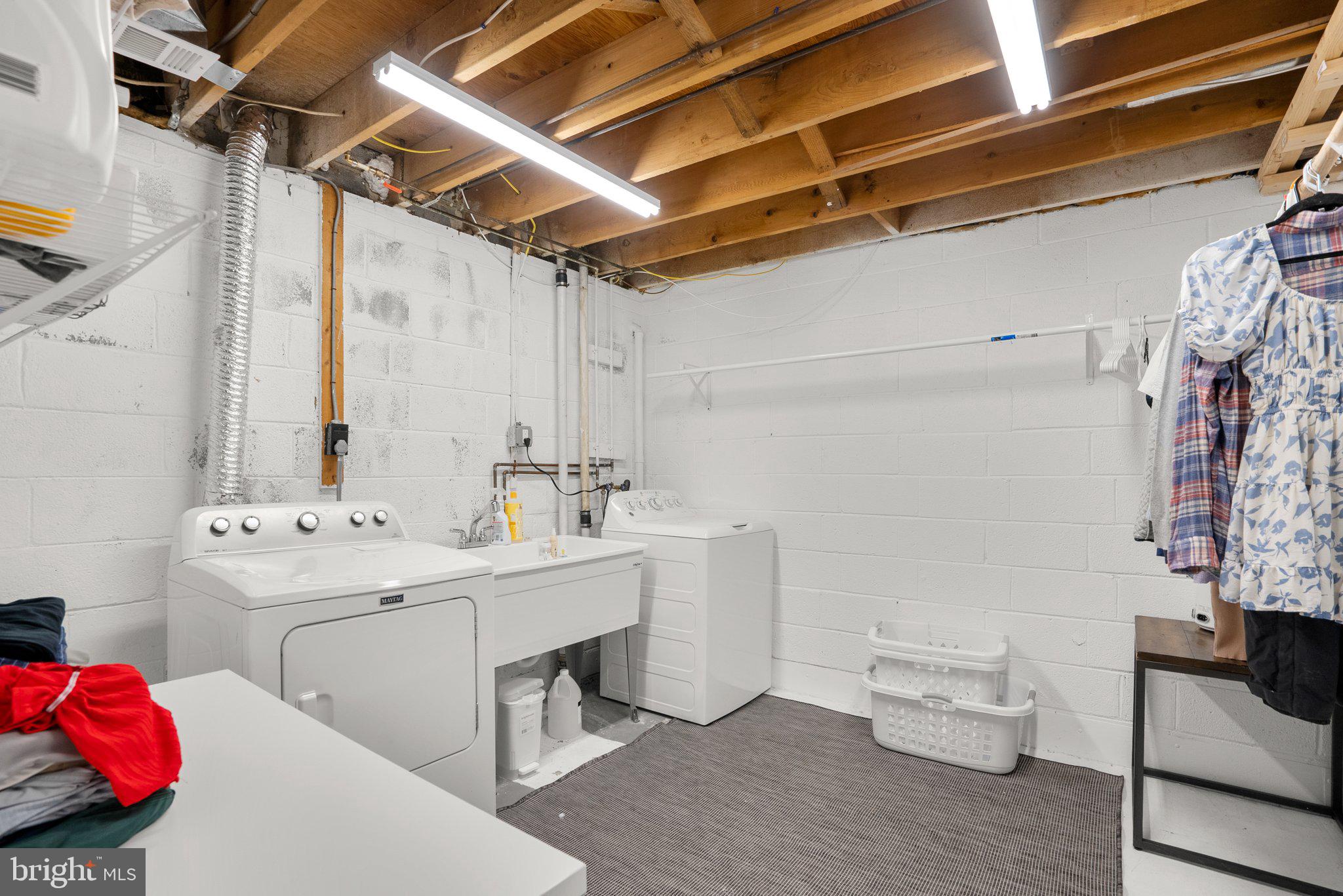 19617 Charline Manor Road Olney, MD 20832 - Photo 39 of 54 Large laundry room