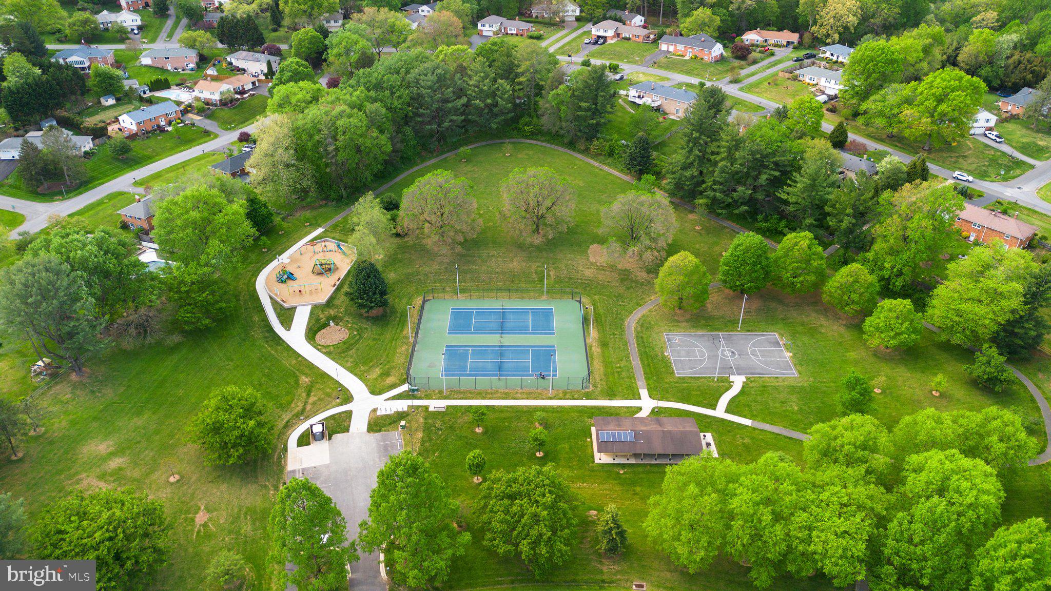 19617 Charline Manor Road Olney, MD 20832 - Photo 47 of 54