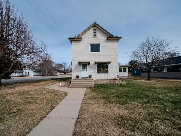 $310,000 | 201 East Minnesota Street, St. Joseph, MN 56374