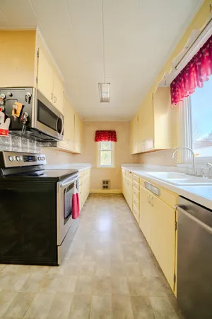 $310,000 | 201 East Minnesota Street, St. Joseph, MN 56374