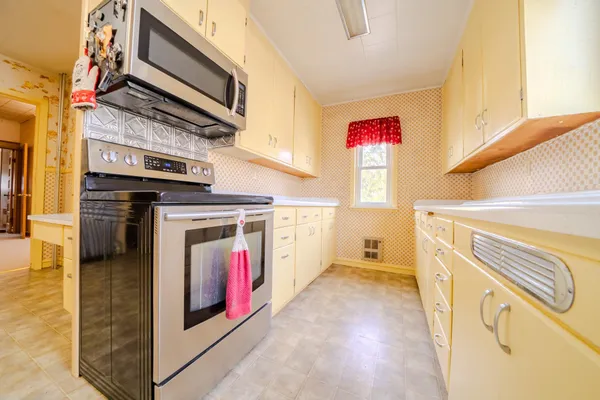 $310,000 | 201 East Minnesota Street, St. Joseph, MN 56374