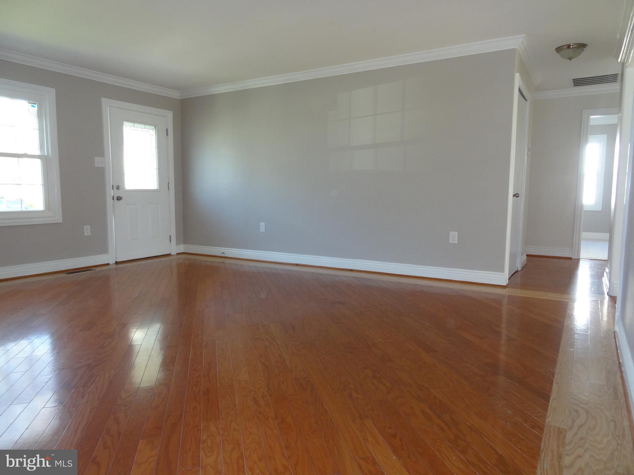 2271 Dairy Farm Road Gambrills, MD 21054 - Photo 3 of 34