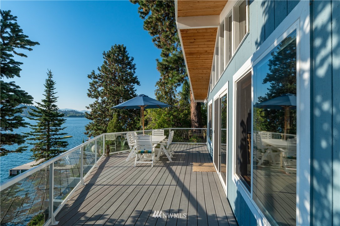 15102 South Lakeshore Road Chelan, WA 98816 - Photo 11 of 25 Gallery Image 11
