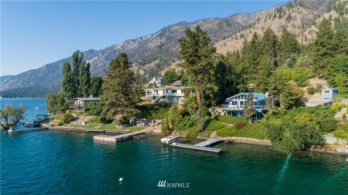 15102 South Lakeshore Road Chelan, WA 98816 - Photo 4 of 25 Gallery Image 4