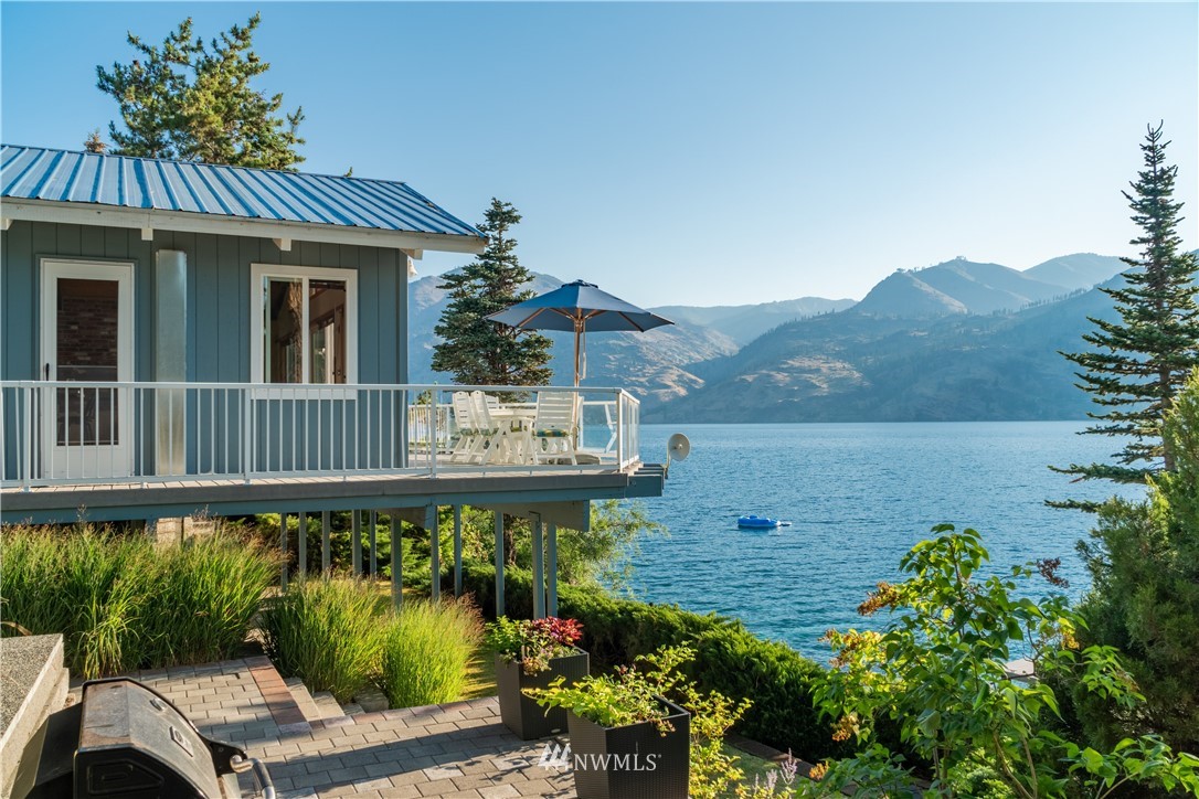 15102 South Lakeshore Road Chelan, WA 98816 - Photo 8 of 25 Gallery Image 8