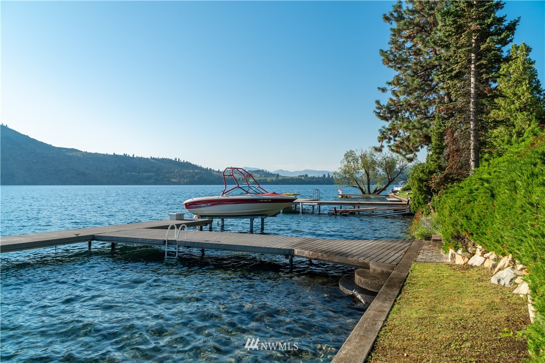15102 South Lakeshore Road Chelan, WA 98816 - Photo 10 of 25 Gallery Image 10