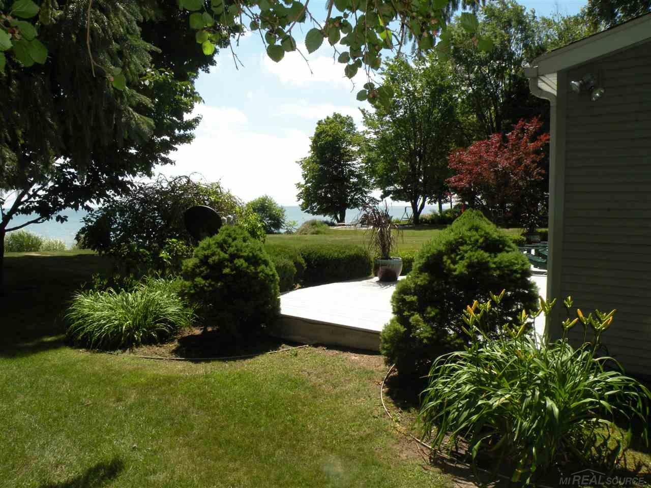 6757 Lakeshore Road Lexington, MI 48450 - Photo 5 of 41 31297117-4.JPG