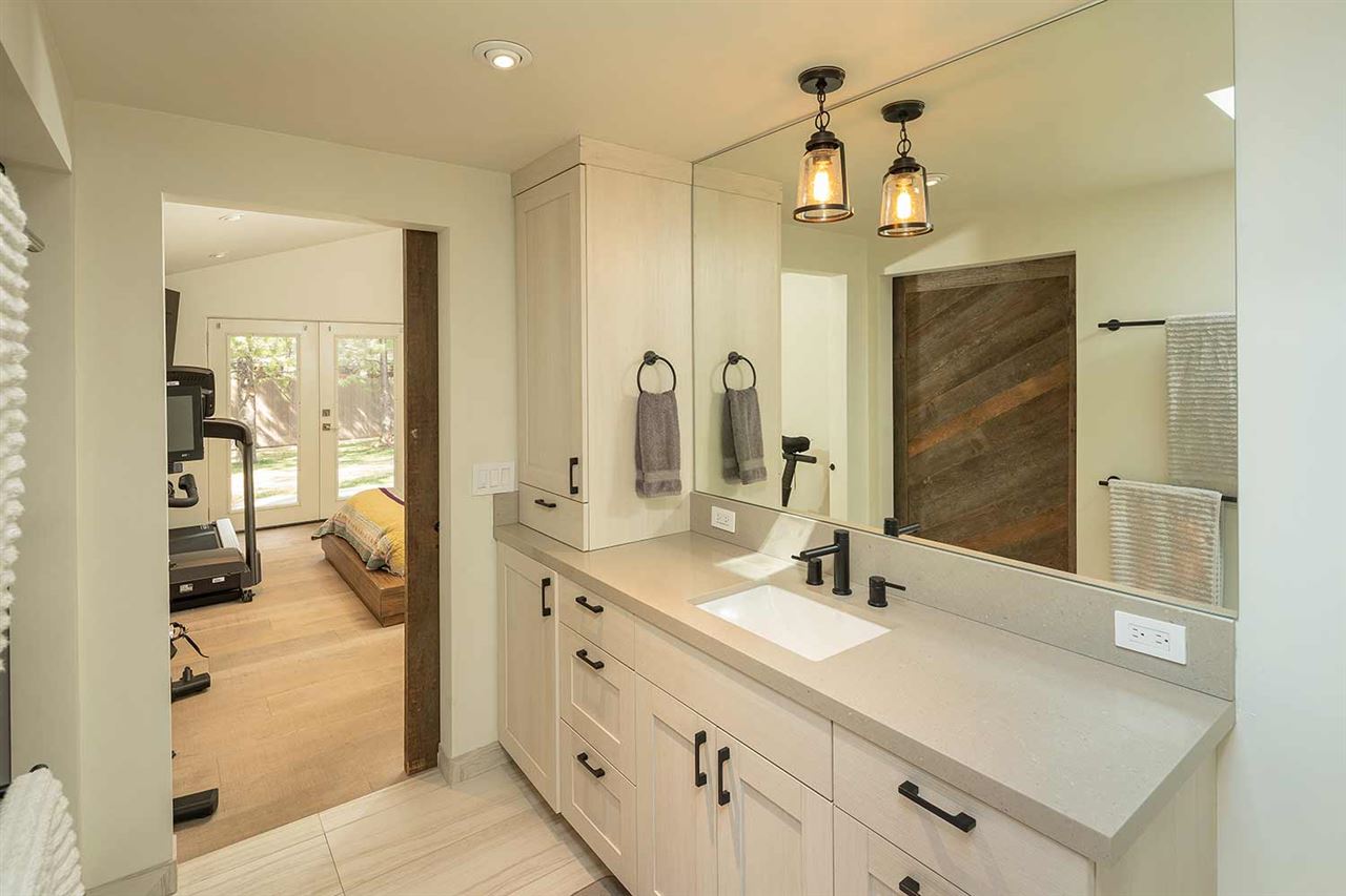 10388 Red Fir Road Truckee, CA 96161 - Photo 14 of 21 Gallery Image 14