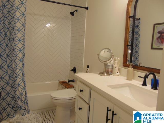 607 9th Street North Clanton, AL 35045 - Photo 5 of 15