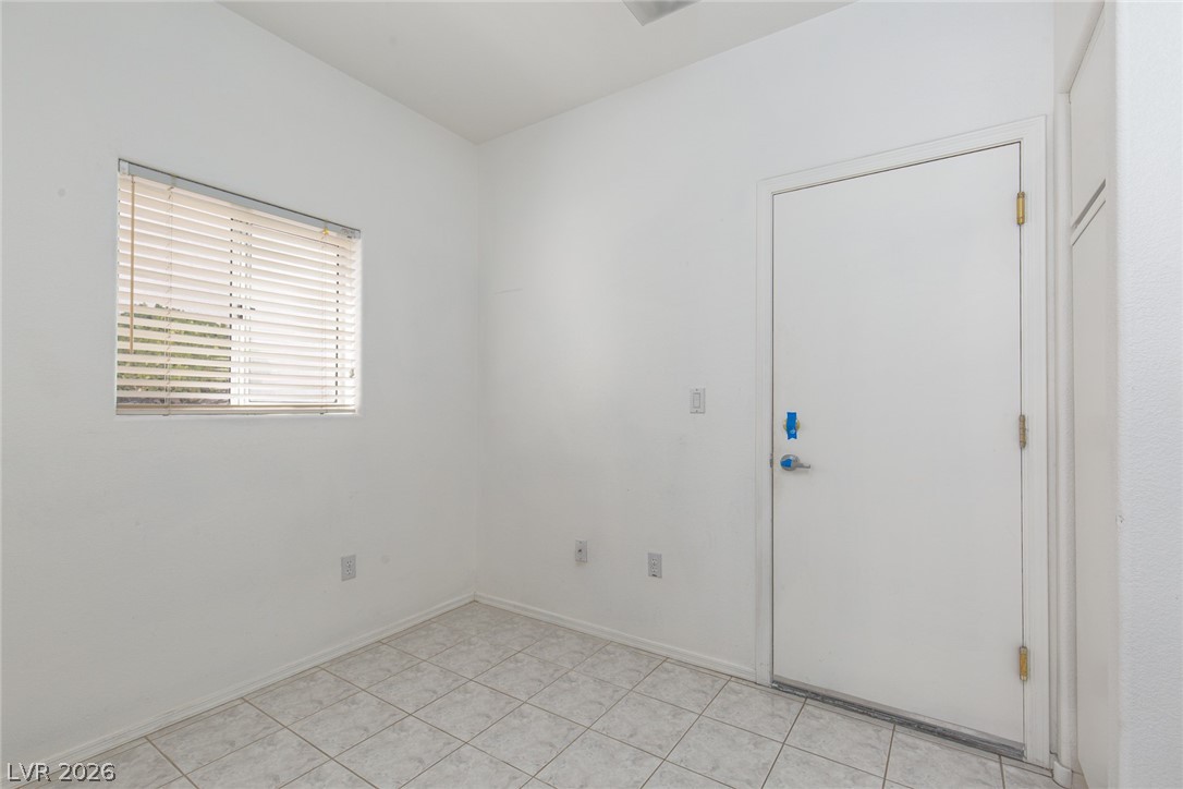 10709 Shackleton Drive Las Vegas, NV 89134 - Photo 18 of 32