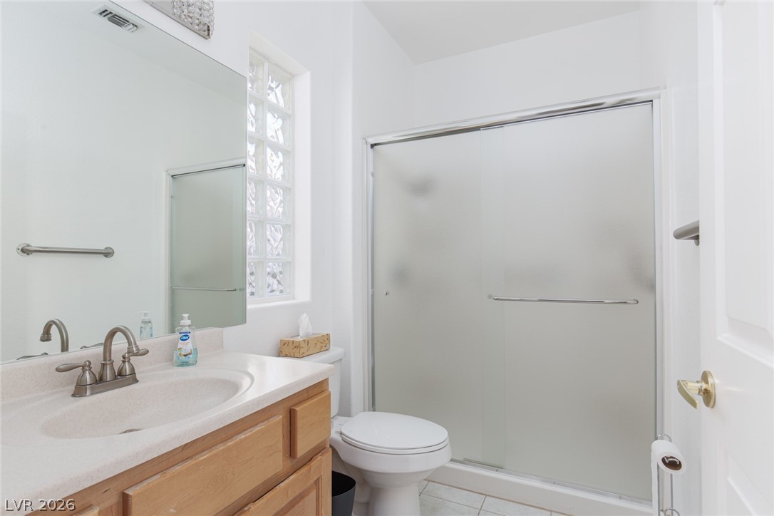 10709 Shackleton Drive Las Vegas, NV 89134 - Photo 24 of 32 Secondary bathroom