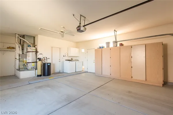 $2,499 | 10709 Shackleton Drive, Las Vegas, NV 89134